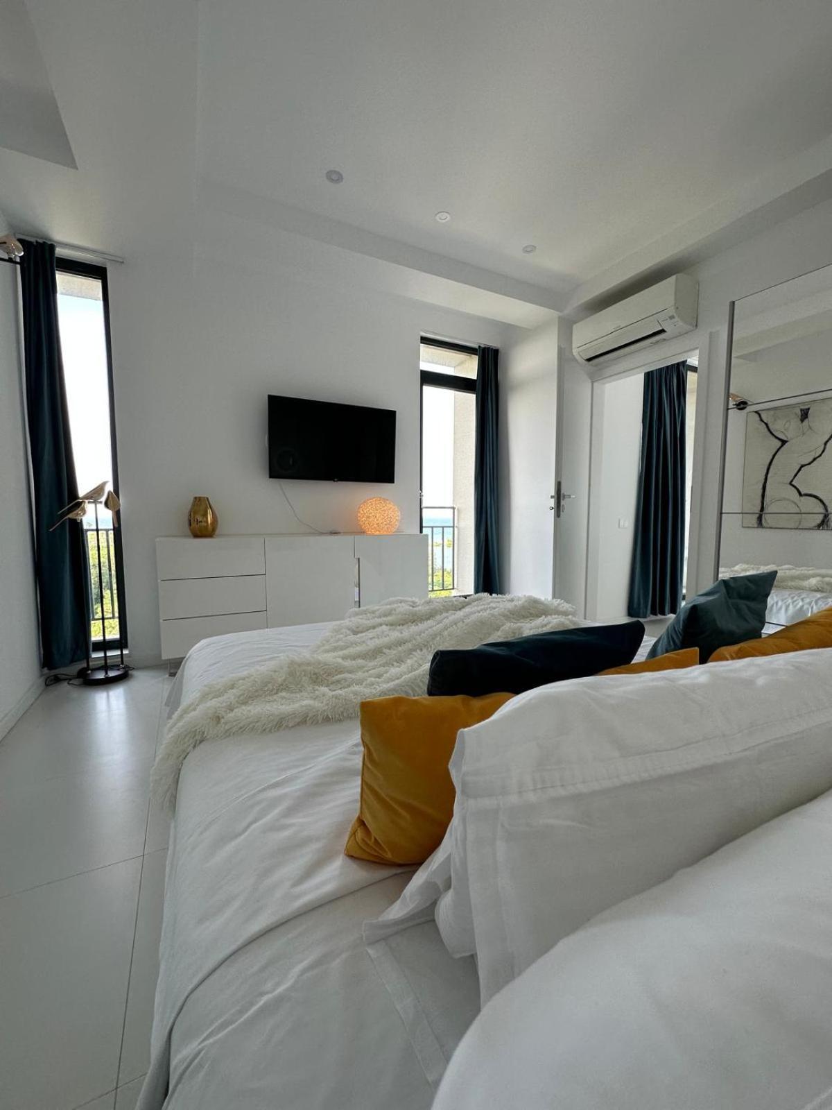 شقة Donna Alba Seaview Penthouse, Casa Ta De Pe Plaja نيبتون المظهر الخارجي الصورة