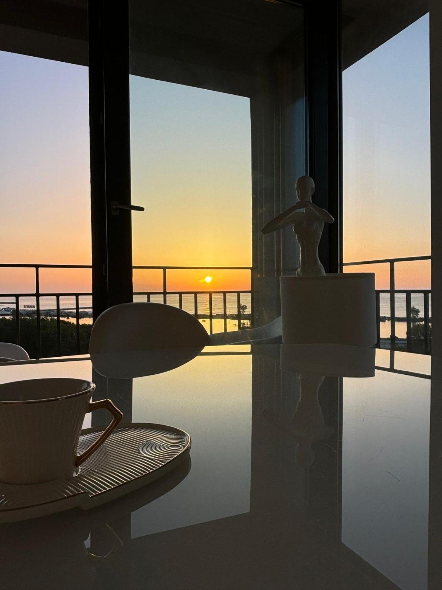 شقة Donna Alba Seaview Penthouse, Casa Ta De Pe Plaja نيبتون المظهر الخارجي الصورة