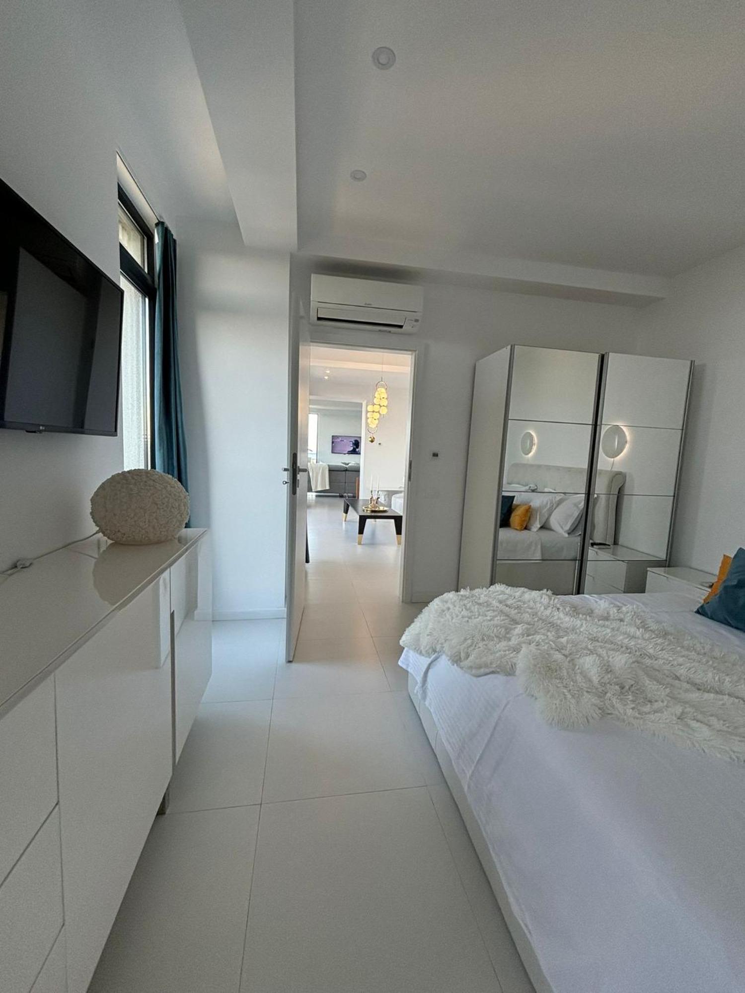 شقة Donna Alba Seaview Penthouse, Casa Ta De Pe Plaja نيبتون المظهر الخارجي الصورة