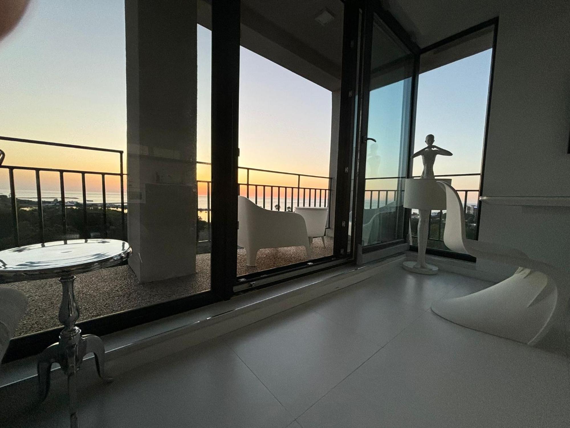 شقة Donna Alba Seaview Penthouse, Casa Ta De Pe Plaja نيبتون المظهر الخارجي الصورة