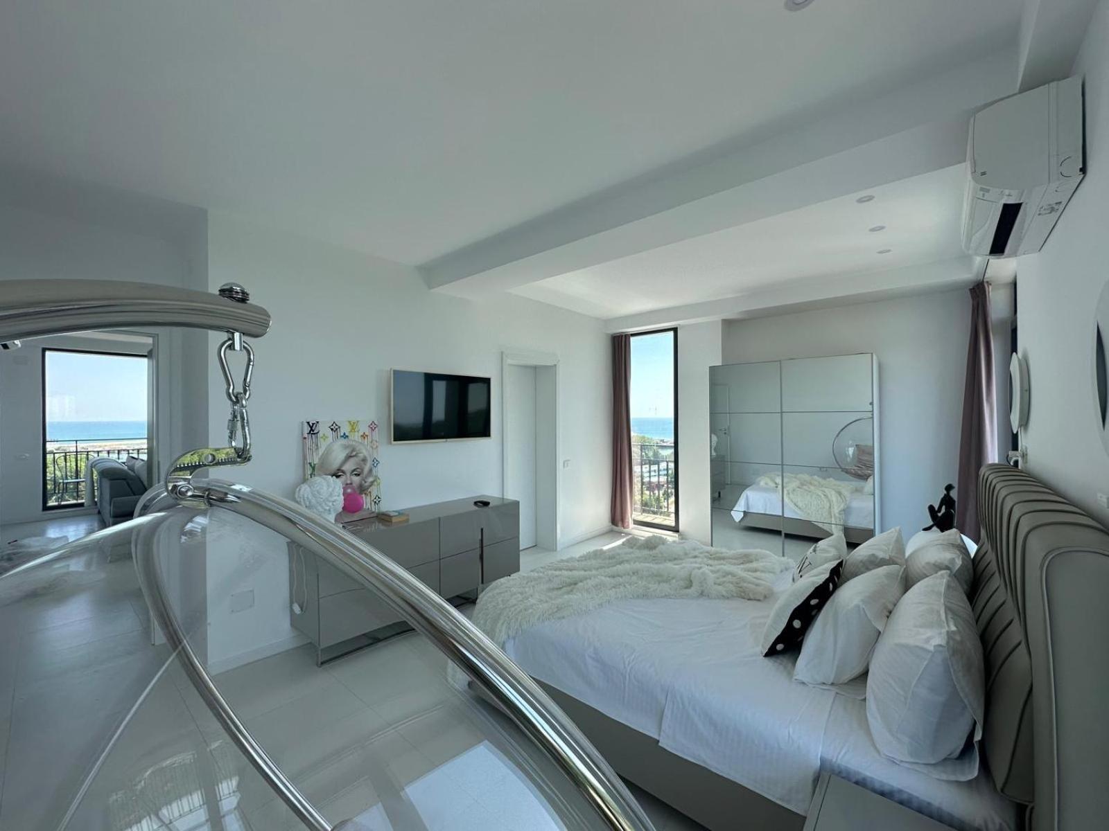 شقة Donna Alba Seaview Penthouse, Casa Ta De Pe Plaja نيبتون المظهر الخارجي الصورة