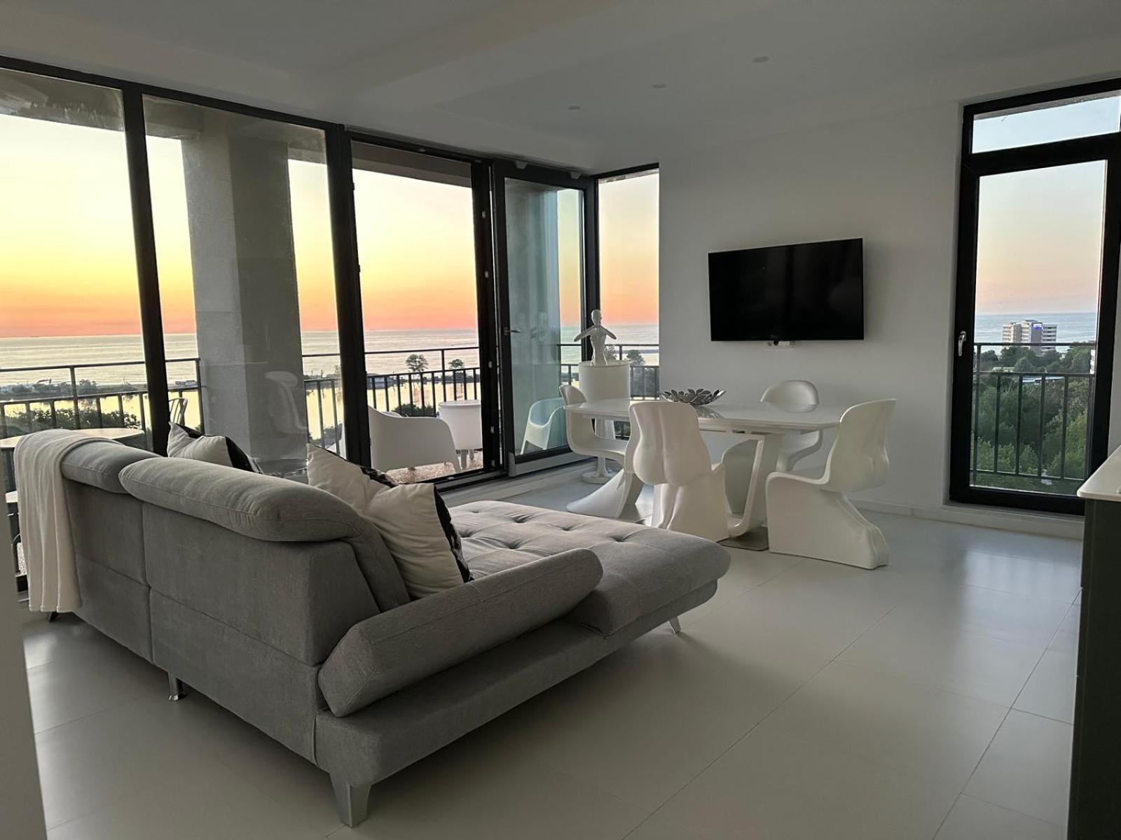 شقة Donna Alba Seaview Penthouse, Casa Ta De Pe Plaja نيبتون المظهر الخارجي الصورة